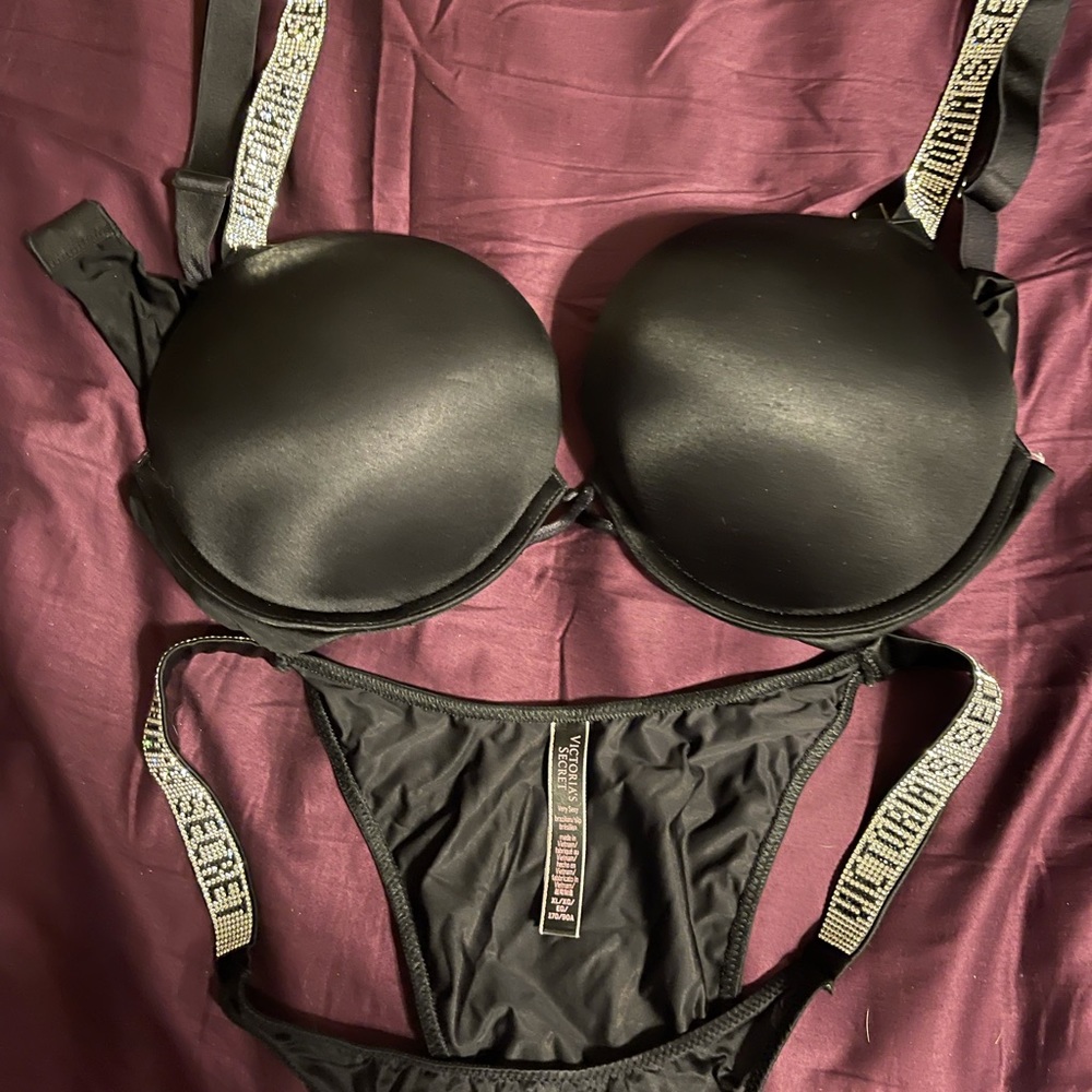 Set panties xlarge bra 36c